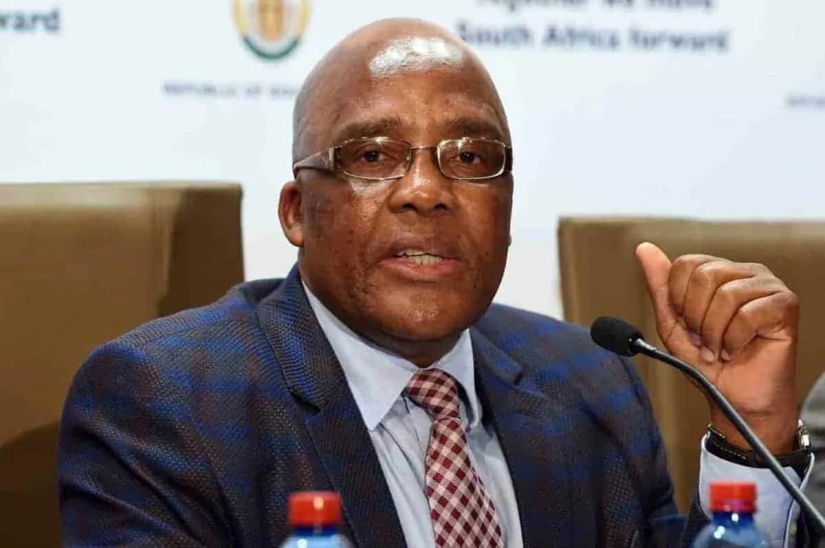 Motsoaledi's Remarks Spark Outrage Among Unemployed Doctors
