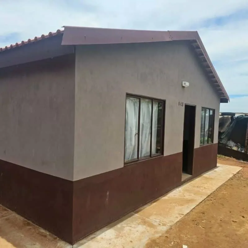 Government Struggles to Eradicate Mud Houses