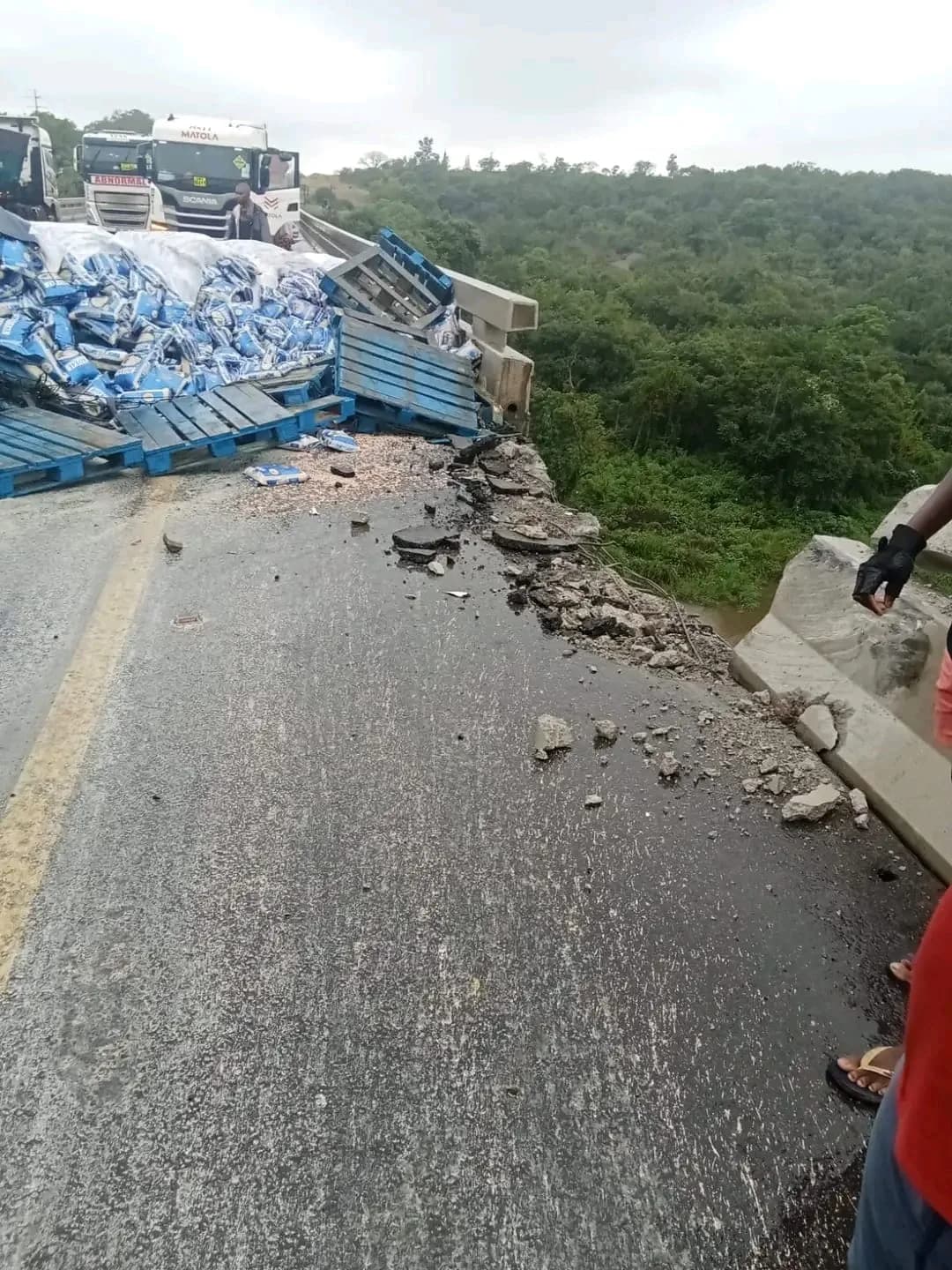 Serious Crash Shuts N4 Near Mbombela