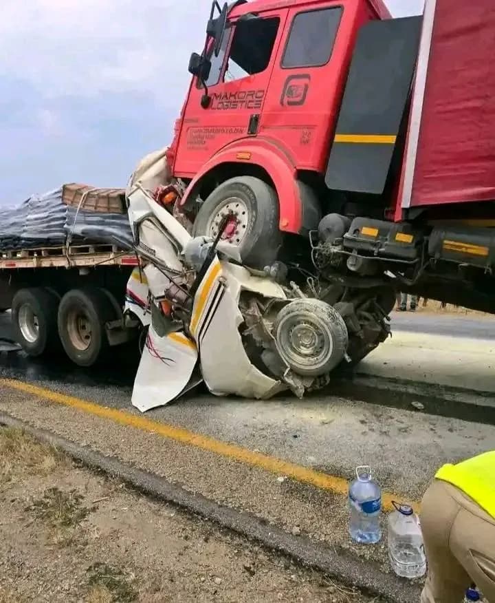 Twelve Dead in Limpopo Road Collision