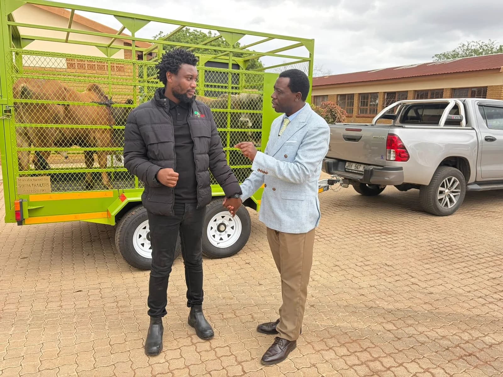 Cllr Fane Donates Food to Support Matrics