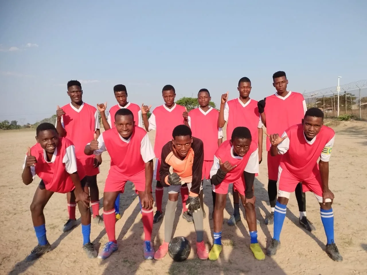 Vahluri Dominate in Double Sunday Victory