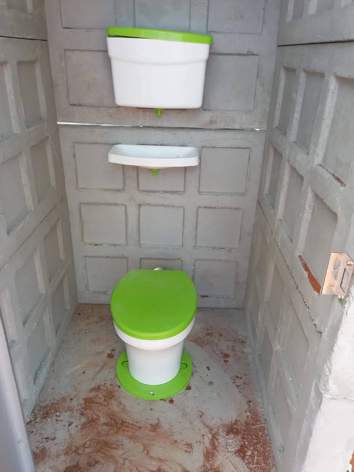 New toilets for Mahlakung residentsÂ